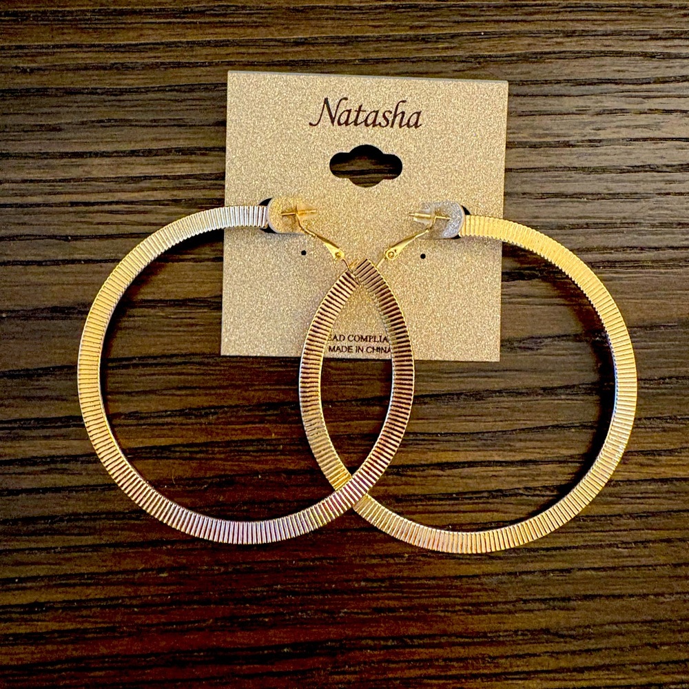 NEW Natasha Gold Hoop Earrings